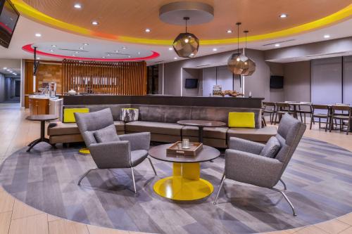 SpringHill Suites Temecula Valley Wine Country - Best Business Hotels in Temecula, CA