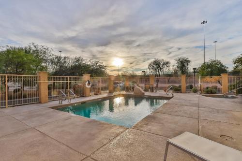 suite hotels in Chandler