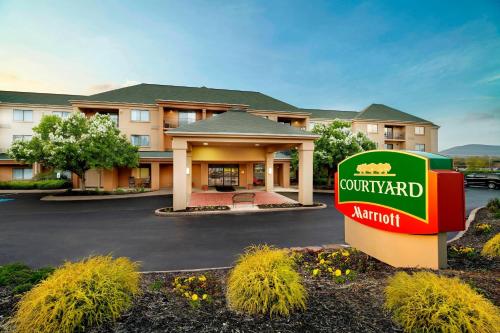 Courtyard by Marriott State College - Best Parking Hotels in State College, PA