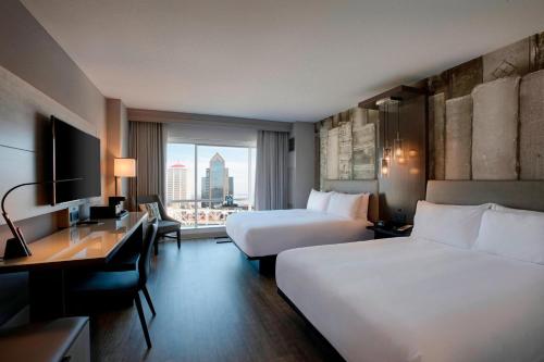 Louisville Marriott Downtown - Best Business Hotels in Kentucky