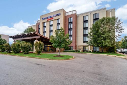SpringHill Suites Louisville Airport - Best Hotels with Free Breakfast in Louisville, KY