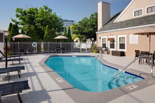 Residence Inn Louisville East