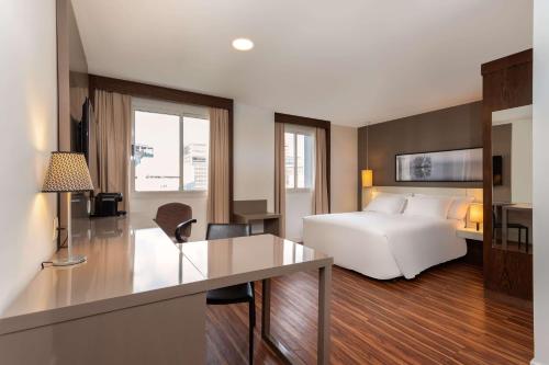 Wyndham Sao Paulo Paulista - Best Hotels with Free Breakfast in São Paulo