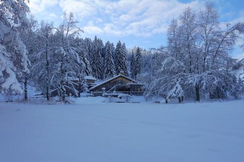 Auberge De La Poulcière - Best Hotels in Alsace