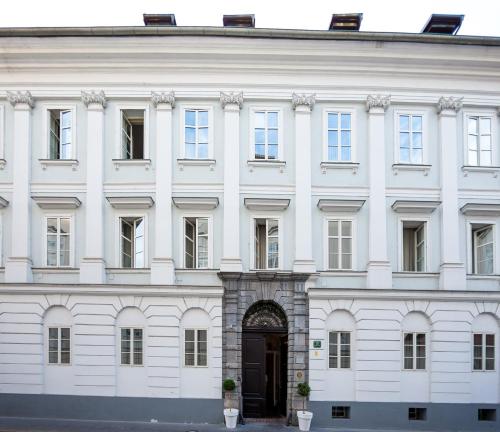 Antiq Palace - Historic Hotels of Europe - Best Hotels in Ljubljana
