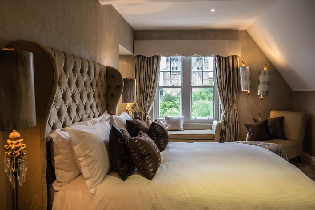 Forty Winks Guest House & Residence - Best Hotels in County Durham