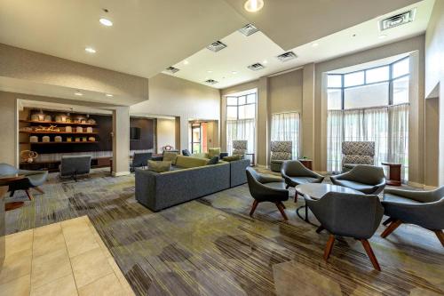Courtyard by Marriott Bryan College Station - Best Parking Hotels in College Station, TX