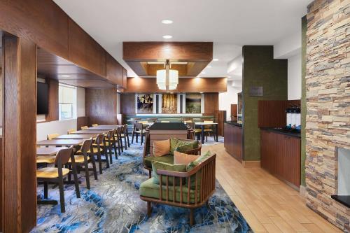 Fairfield Inn Huntsville - Best Pool Hotels in Huntsville, AL