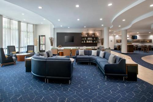 Courtyard Ewing Princeton - Best Hotels with Airport Shuttle Service in New Jersey