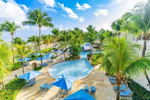Courtyard by Marriott Isla Verde Beach Resort - Best Business Hotels in Puerto Rico