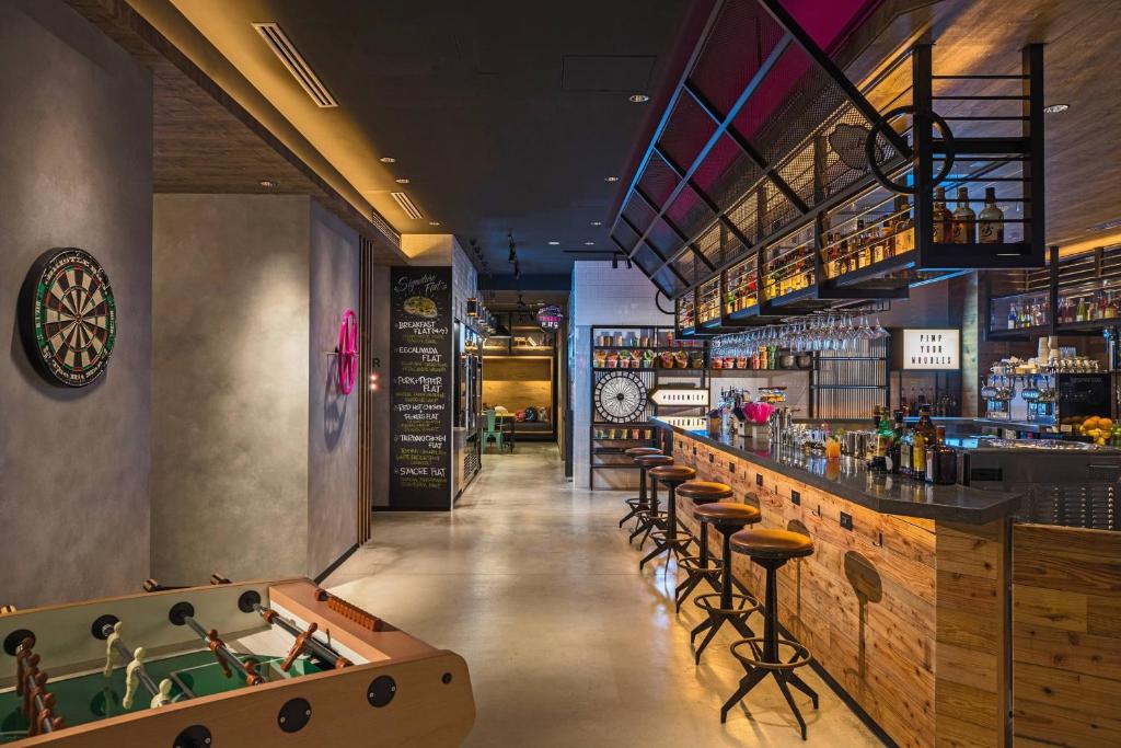 MOXY Osaka Honmachi - Affordable Hotels in Osaka
