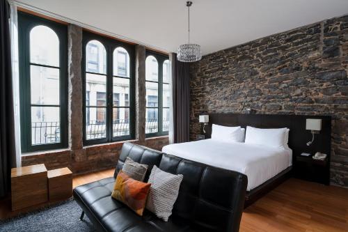Le Petit Hôtel Vieux-Montréal - Saint-Paul by Gray Collection - Best Hotels in Québec