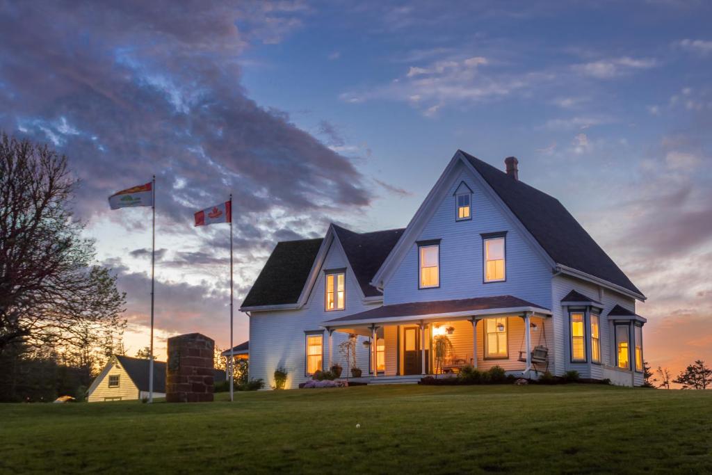Montgomery Inn Ingleside - Best Hotels in Prince Edward Island