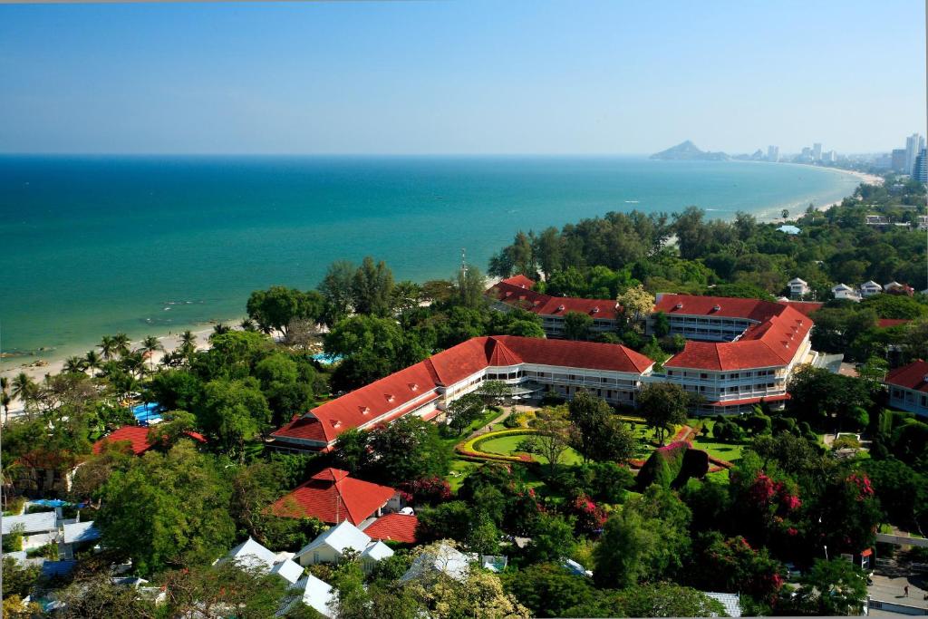 Centara Grand Beach Resort & Villas Hua Hin - Best Golf Hotels in Thailand