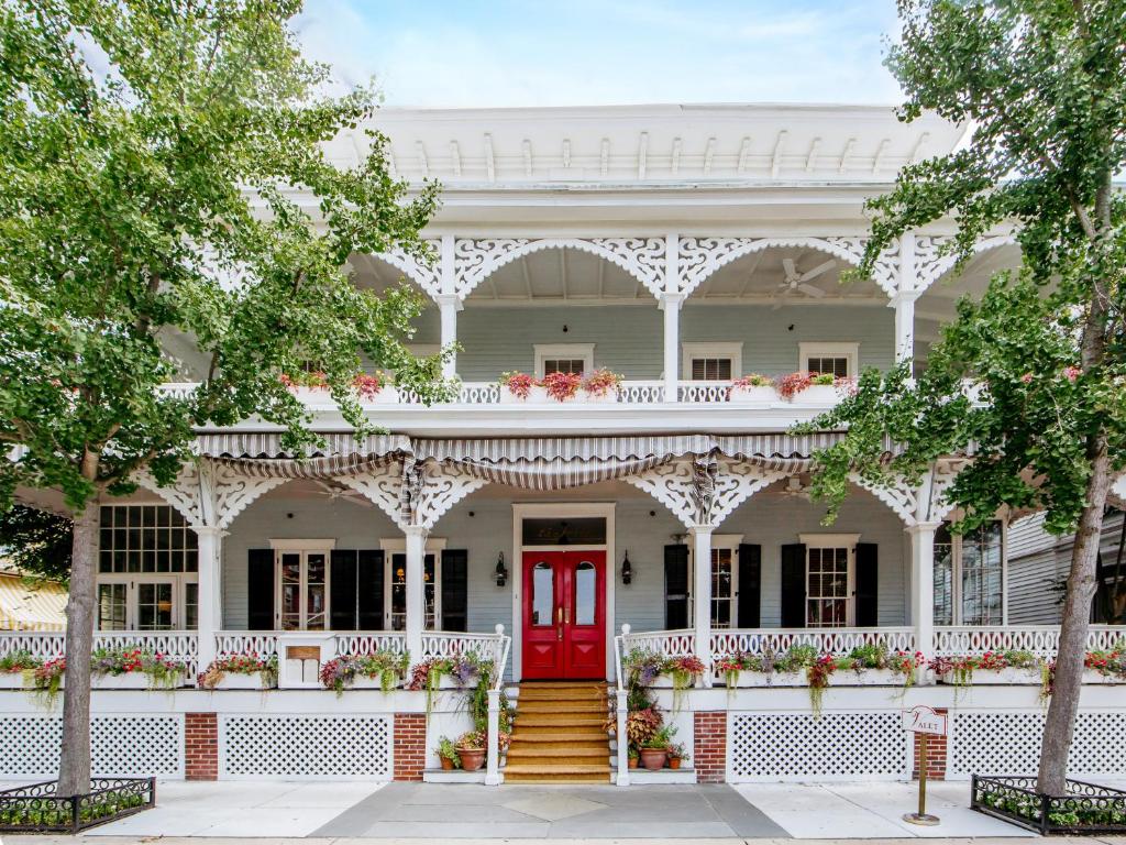 The Virginia and Cottages - Best Hotels in Cape May