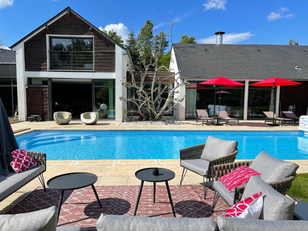 Les Arbres Rouges - Best Hotels in Nantes