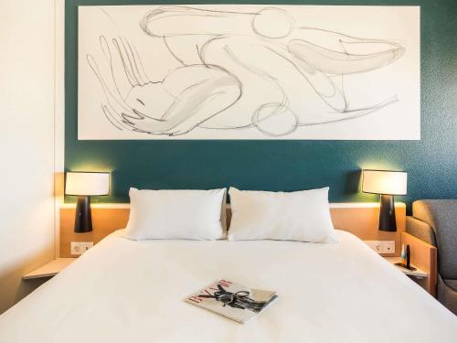 Ibis Valencia Bonaire Aeropuerto - Best Parking Hotels in Valencia