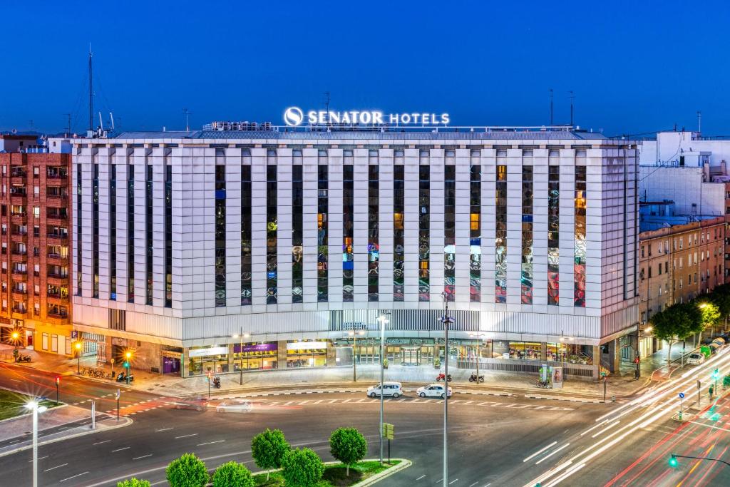 Senator Parque Central - Best Pet-Friendly Hotels in Valencia