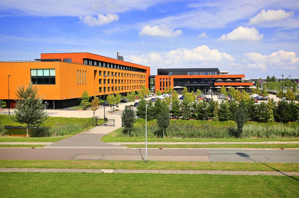 Van Der Valk Hotel Almere - Best Parking Hotels in Amsterdam