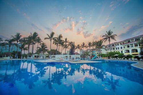 Samba Vallarta All Inclusive - Best Hotels with Free Breakfast in Puerto Vallarta