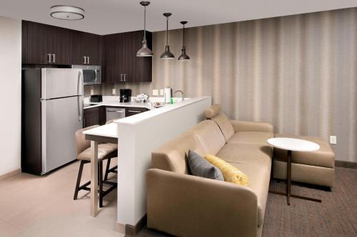 Residence Inn by Marriott Denver Airport/Convention Center - Best Hotels with Free Breakfast in Denver, CO