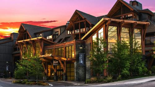 Bellstar Suites at Solara Resort - Best Hotels in Canmore