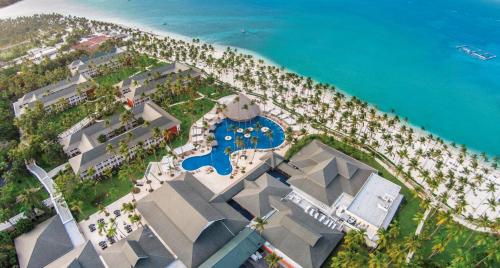 Barceló Bávaro Beach - Adults Only All Inclusive - Best Hotels with Free Breakfast in Dominican Republic