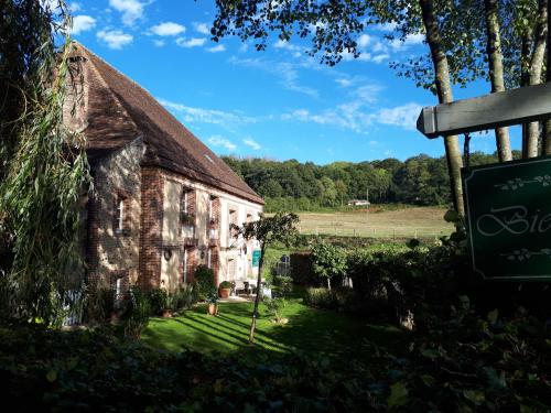 Moulin de Sévoux - Best Hotels in Normandy