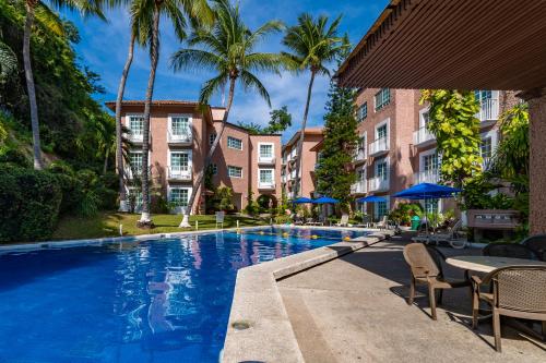 Hotel Castillo Huatulco & Beach Club - Best Pool Hotels in Huatulco