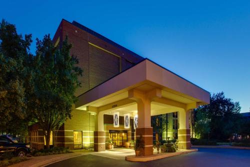 Hampton Inn Richmond-West Innsbrook - Best Pool Hotels in Richmond, VA