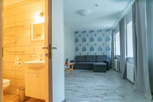 Godart Rooms Guesthouse