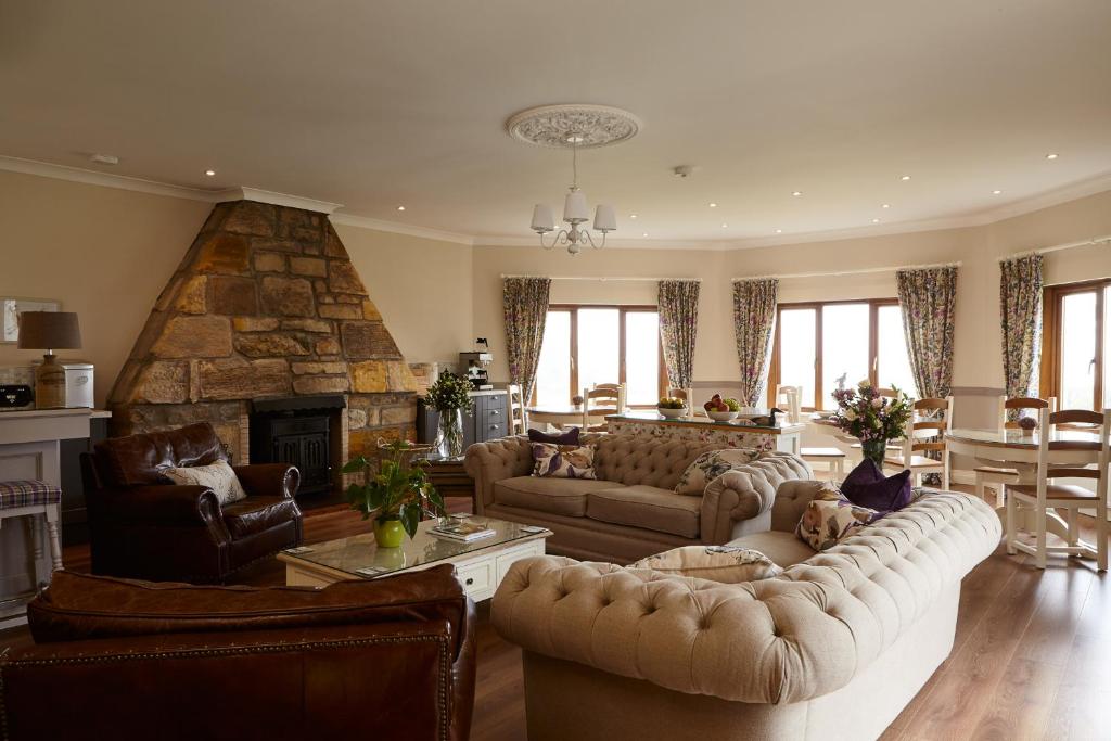 Bowhill Bed and Breakfast - Best Hotels in Scotland