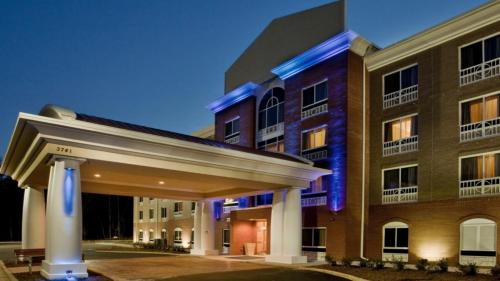 Holiday Inn Express Hotel Raleigh Southwest, an IHG Hotel