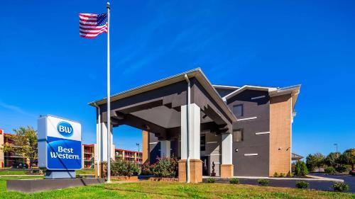 hotels with suites in Charlotte