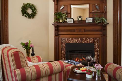 Brewster House Bed & Breakfast - Best Hotels in Maine