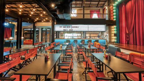 Prince Theatre Heritage Stay Hostel - Silom - Best Budget Hotels in Bangkok