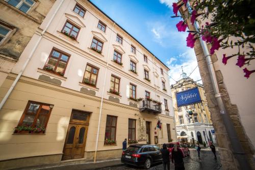 Optima Collection Medievale Lviv - Best Hotels with Free Breakfast in Ukraine