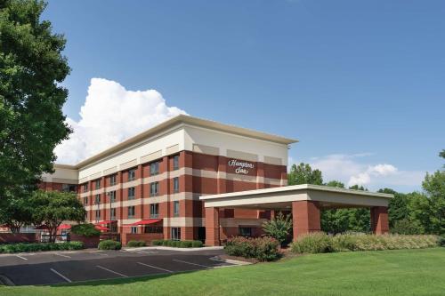 Hampton Inn Atlanta-Stone Mountain - Best Parking Hotels in Atlanta, GA