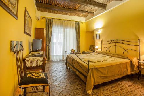 B&B L'Alloggio Dei Vassalli - Best Hotels in Naples