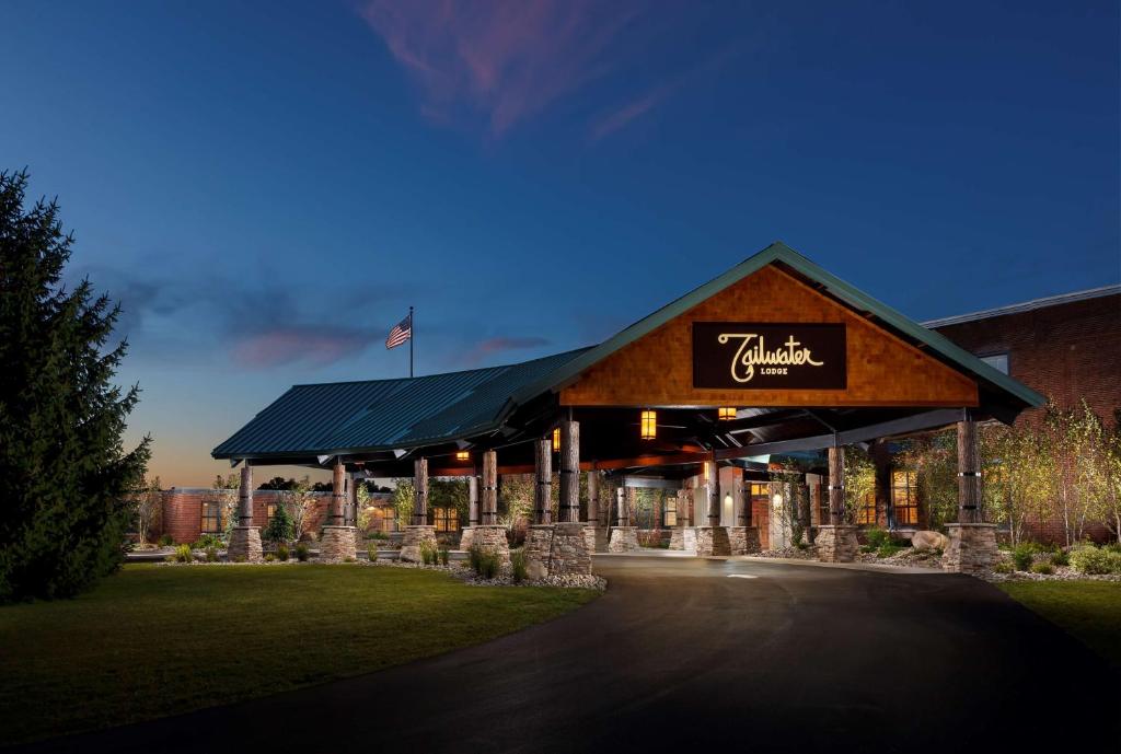 Tailwater Lodge Altmar, Tapestry Collection By Hilton - Best Hotels in The Finger Lakes, NY