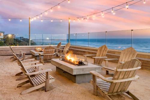 Elizabeth Oceanfront Suites, Ascend Hotel Collection