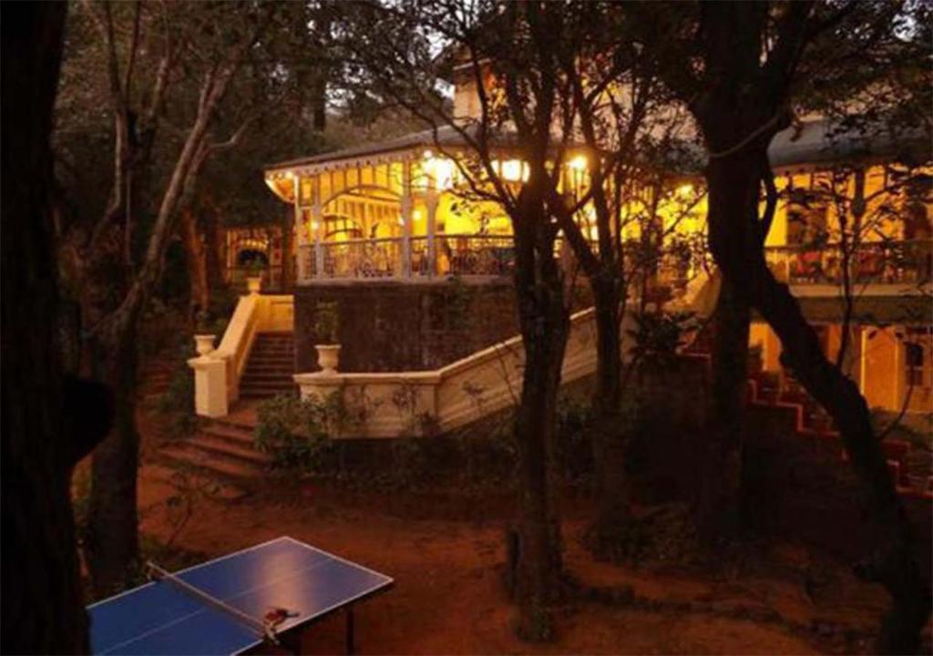 Dune Barr House - Verandah in the Forest - Best Hotels in Matheran