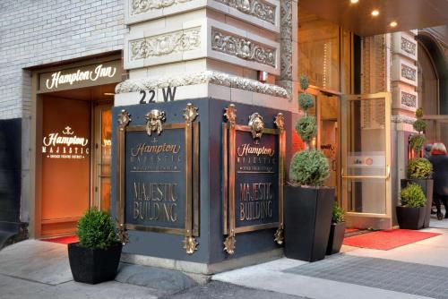 Hampton Inn Majestic Chicago Theatre District - Best Hotels with Free Breakfast in Chicago, IL