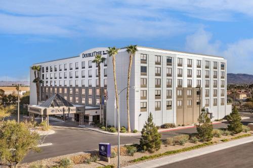 DoubleTree by Hilton Las Vegas Airport - Best Hotels with Airport Shuttle Service in Nevada