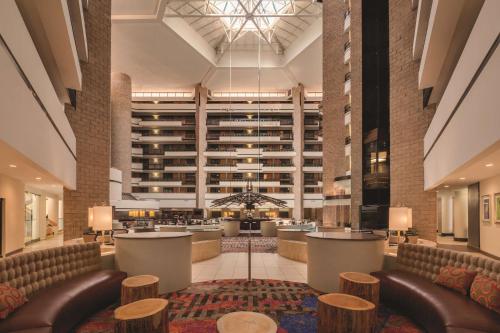 Embassy Suites by Hilton Orlando International Drive ICON Park - Best Embassy Suites by Hilton Hotels in Florida