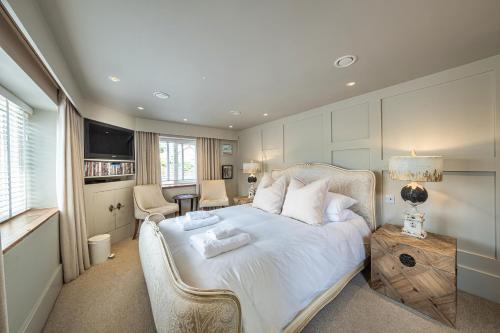 Wiveton Bell - Best Hotels in Norfolk