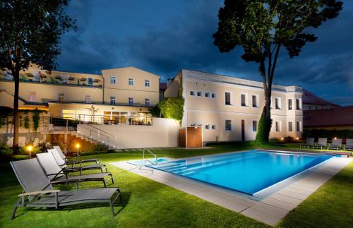 Hotel Reza - Best Golf Hotels in Czechia