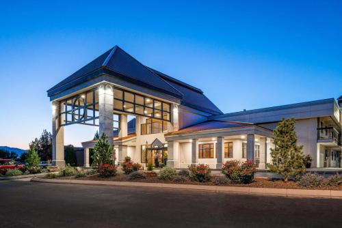 Best Western Vista Inn at the Airport - Best Hotels with Airport Shuttle Service in Boise, ID