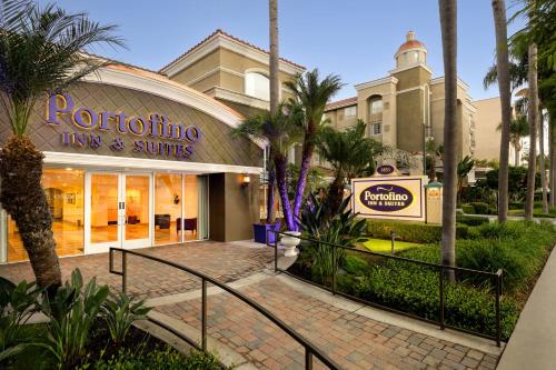 Anaheim Portofino Inn & Suites - Best Pool Hotels in Anaheim-Disneyland, CA