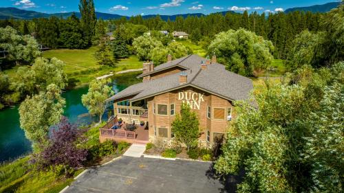 Duck Inn Lodge - Best Hotels in Whitefish